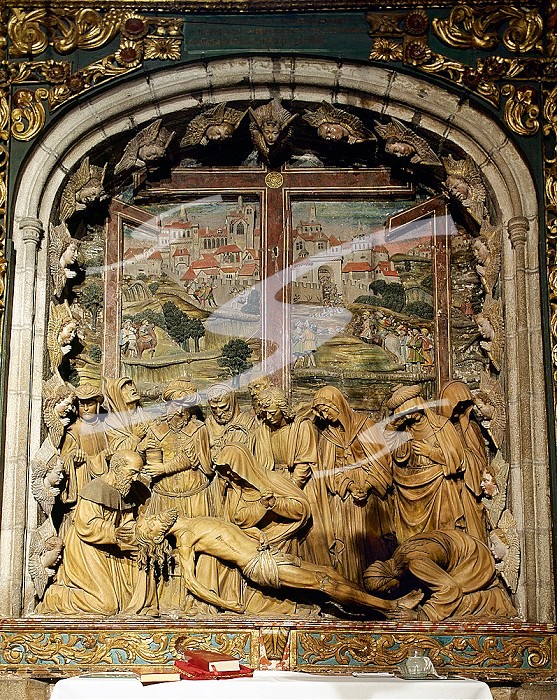 Spain, Galicia, Santiago de Compostela. Cathedral of Santiago. Mondragon Chapel or Chapel of Piety. Built between 1521 and 1526 by Jacome Garcia. Terracotta sculptural relief depicting the Lamentation over Dead of Christ, by Miguel Perrin (1498-1552) in 1526.. Terracotta sculptural relief depicting the Lamentation over Dead of Christ.