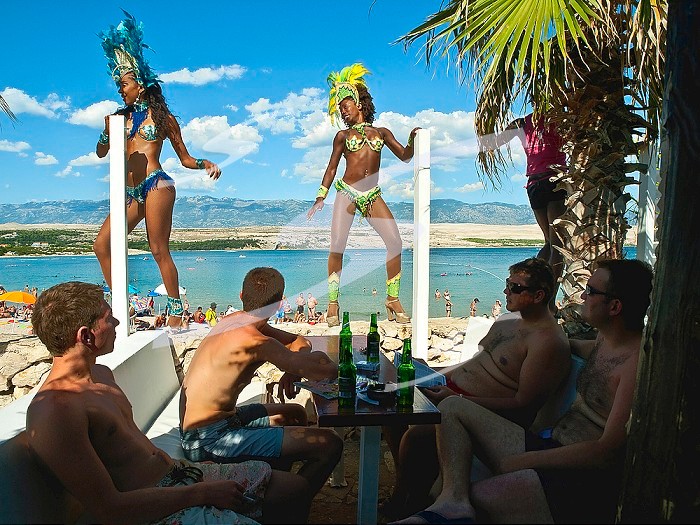 Europe, Croatia, Dalmatia, island Pag, beach Zrce, After-beach-Party.-.  Europa, Kroatien, Dalmatien, Insel Pag, Strand Zrce, after beach party.-.